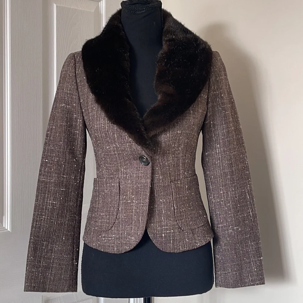 Woman’s Tweed fur blazer - Picture 1 of 3